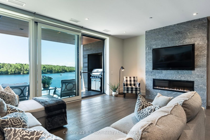 302 - 727 Grandview Drive
