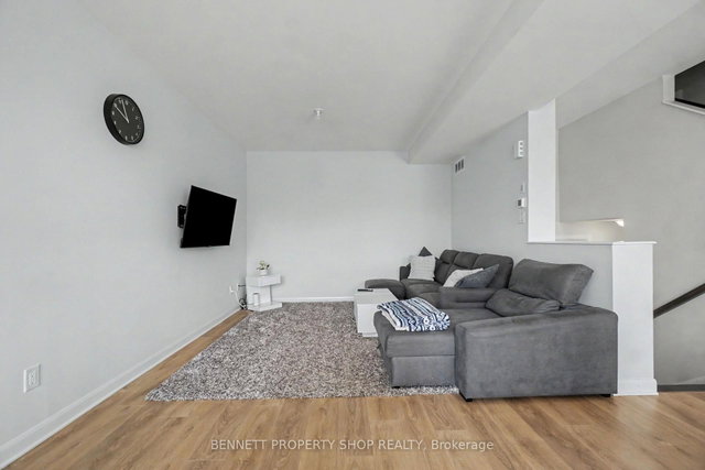 127 Attwell Private