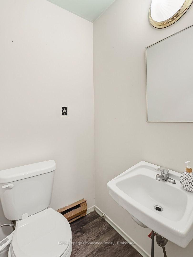 7 Tiffany Place • Quinte West, ON photo 14
