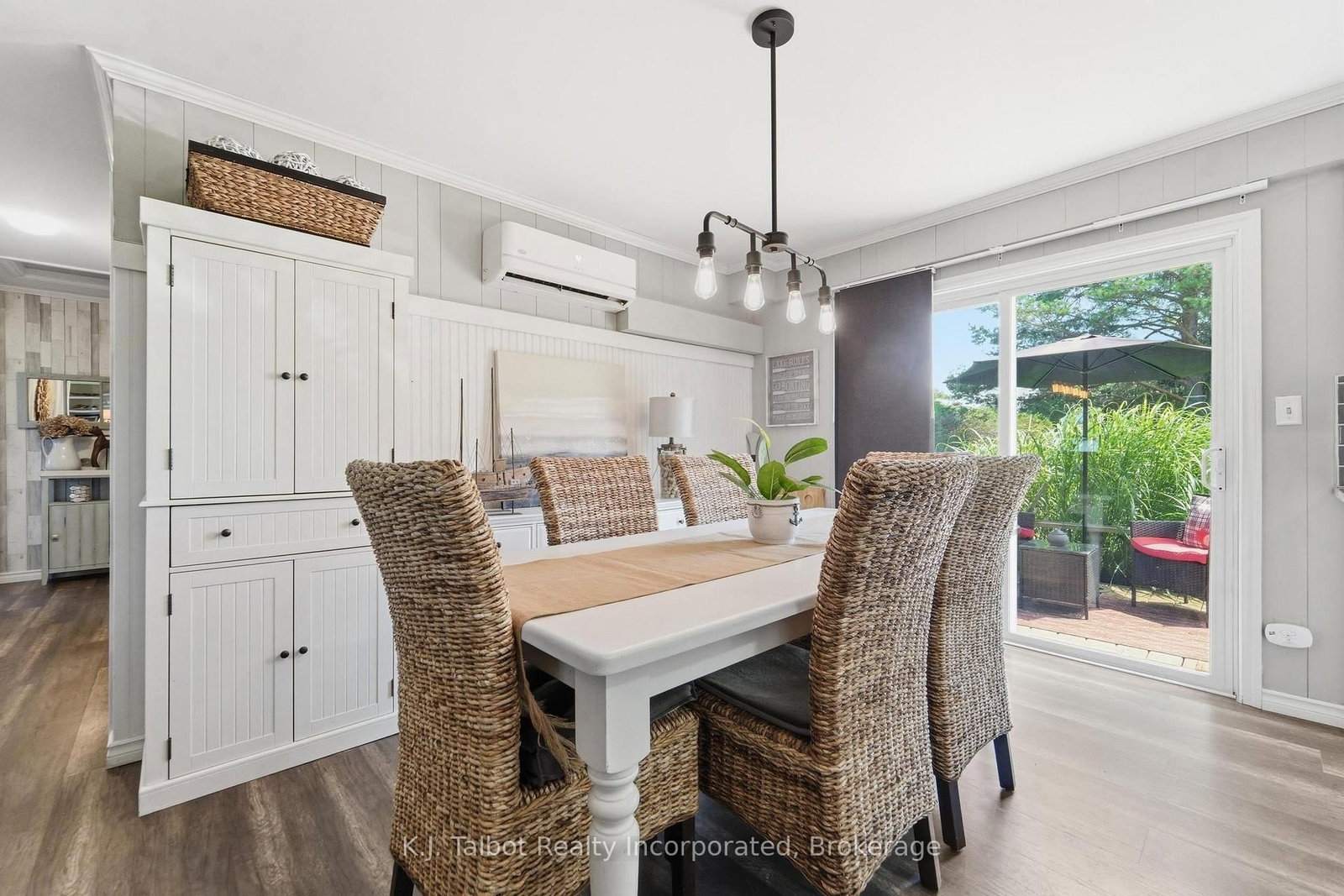 72163 Lakeshore Drive N • Bluewater, ON photo 5