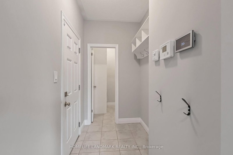225 TREMAINE Crescent
