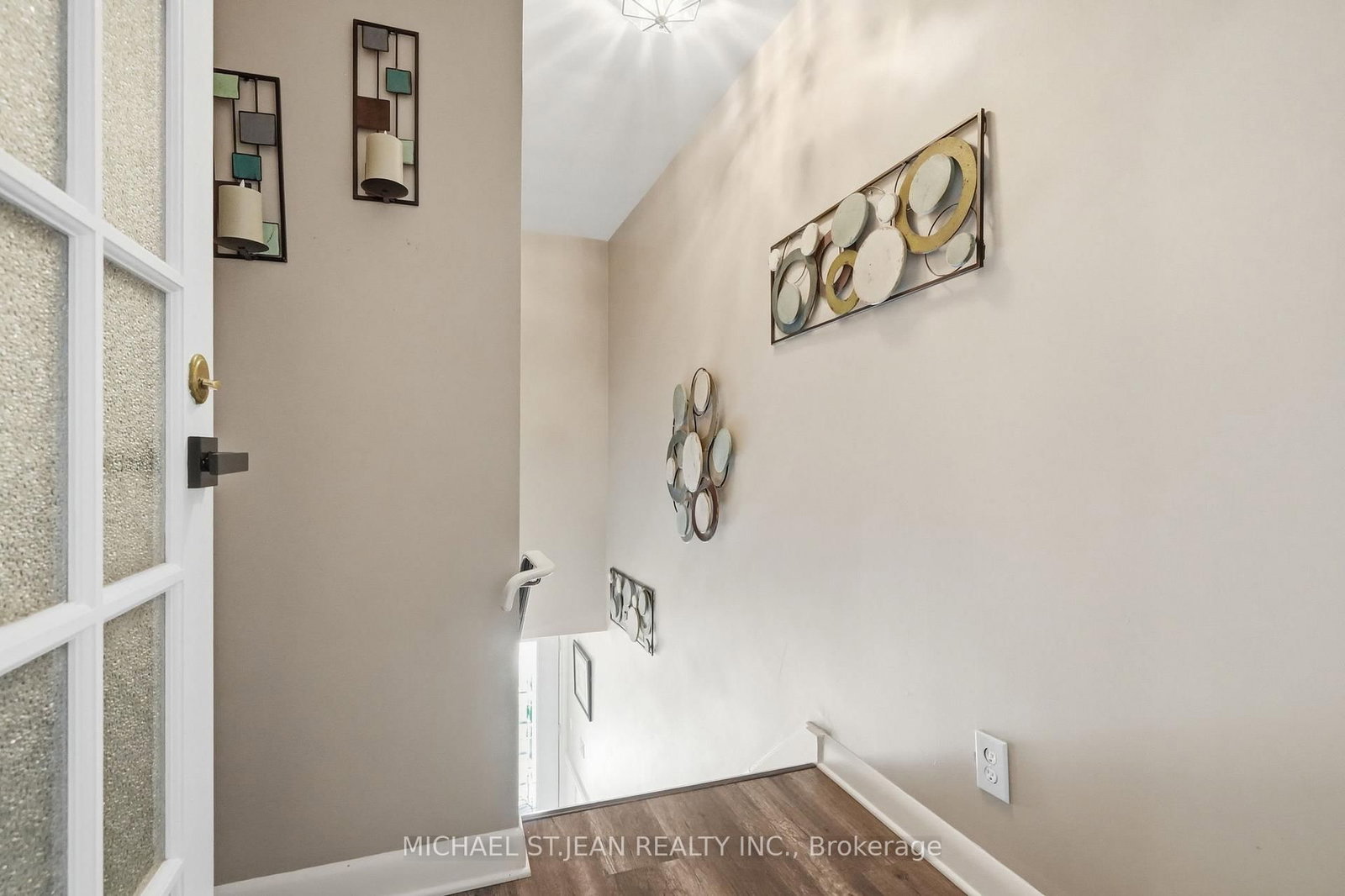 33 Centennial Parkway S • Hamilton, ON photo 18