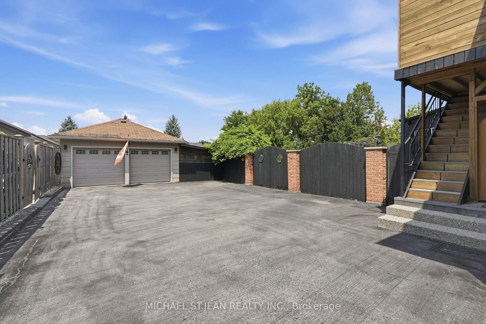 33 Centennial Parkway S • Hamilton, ON photo 46