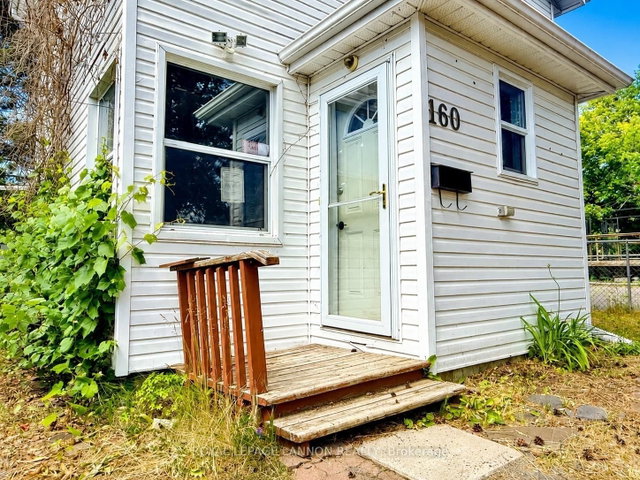 160 Bruce Street