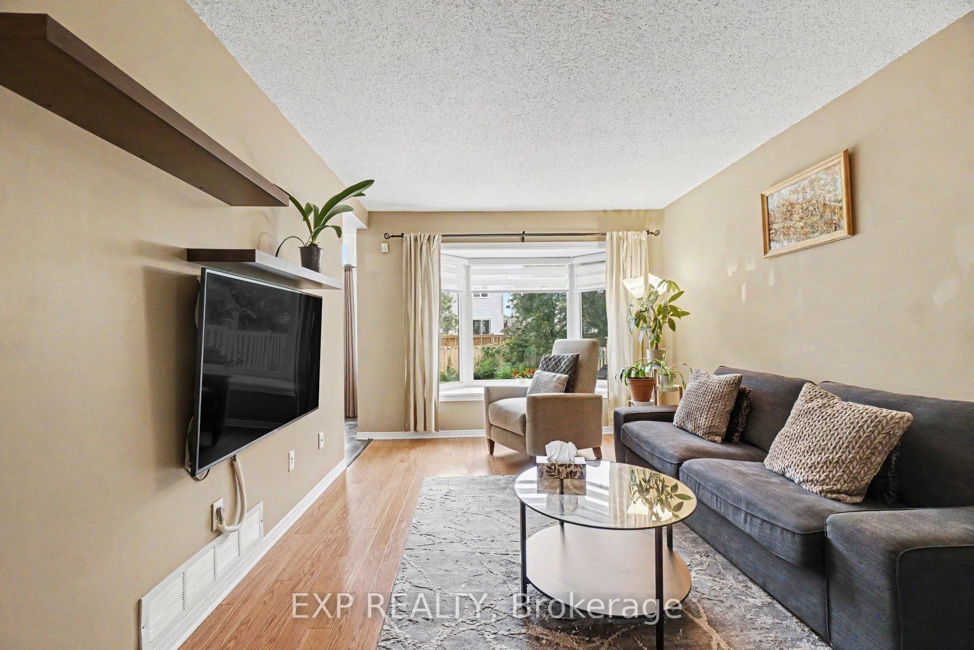 11 Longshire Circle, Ottawa, ON — photo 13