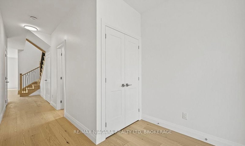185A Rykert Street