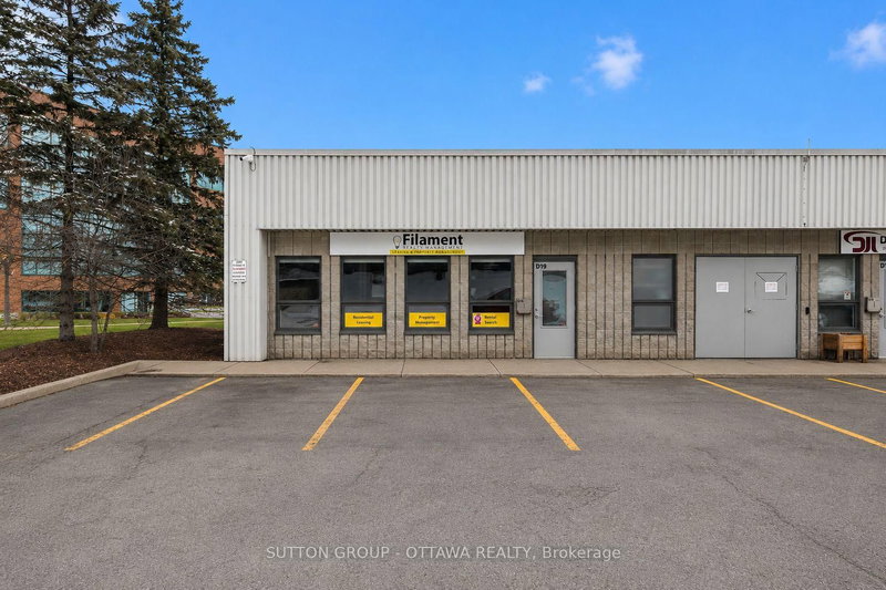 Unit D19 — 2285 St Laurent Boulevard, Ottawa