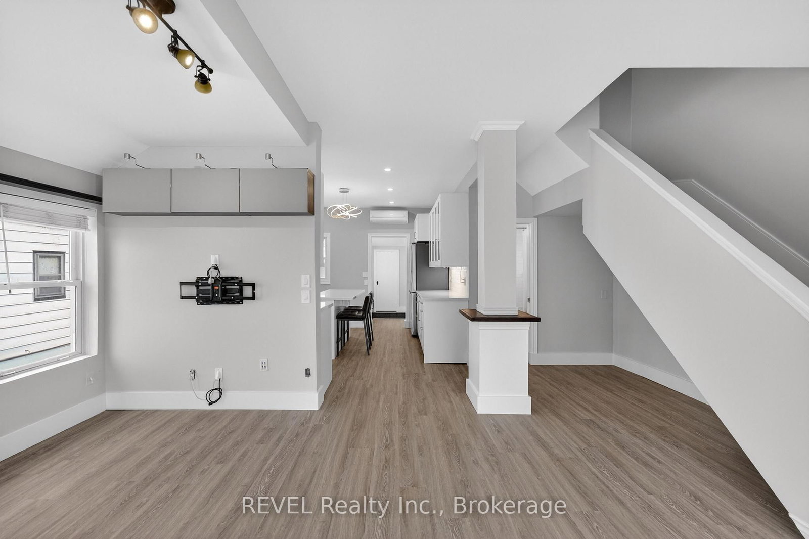 15 Phipps Street • Fort Erie, ON photo 10
