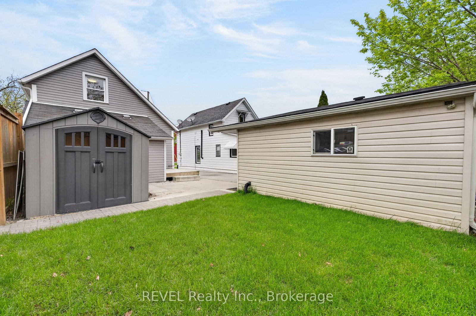 15 Phipps Street • Fort Erie, ON photo 36