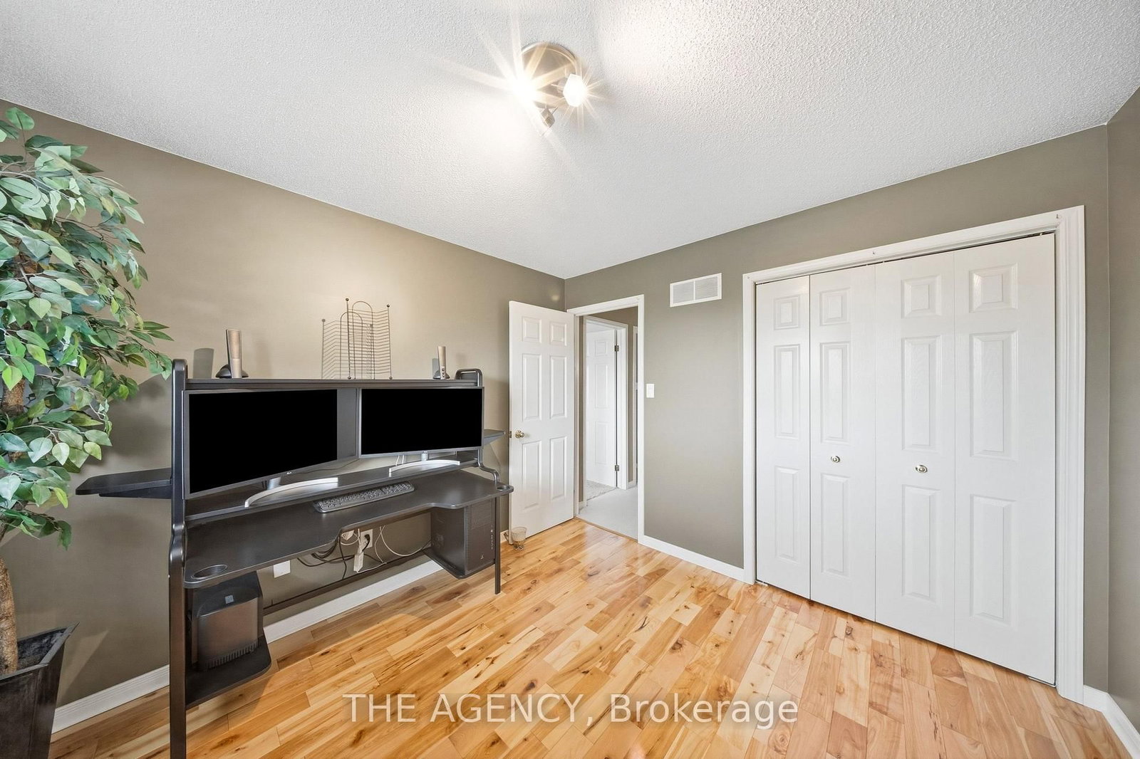 16 Scottacres Boulevard • Haldimand, ON photo 18
