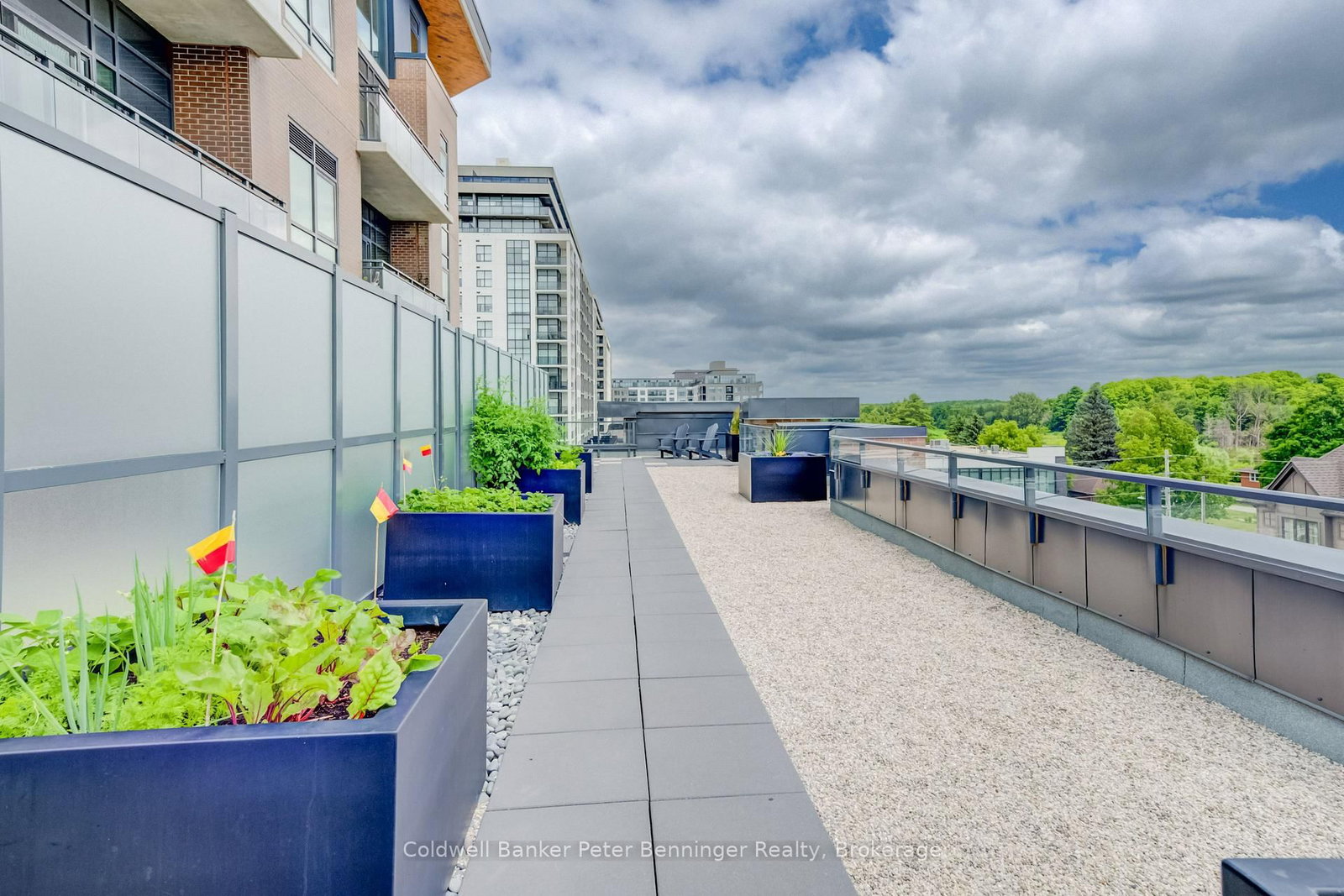 332 Gosling Gardens • #104 • Guelph, ON photo 37