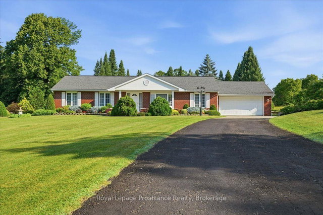 81 Old Troy Road