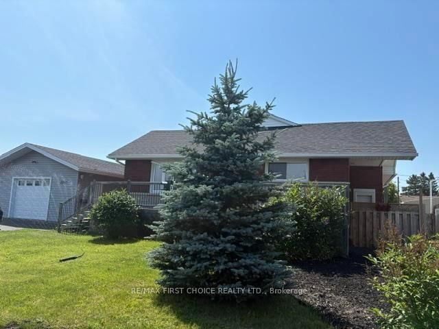 home for sale on 3241 Willard Avenue