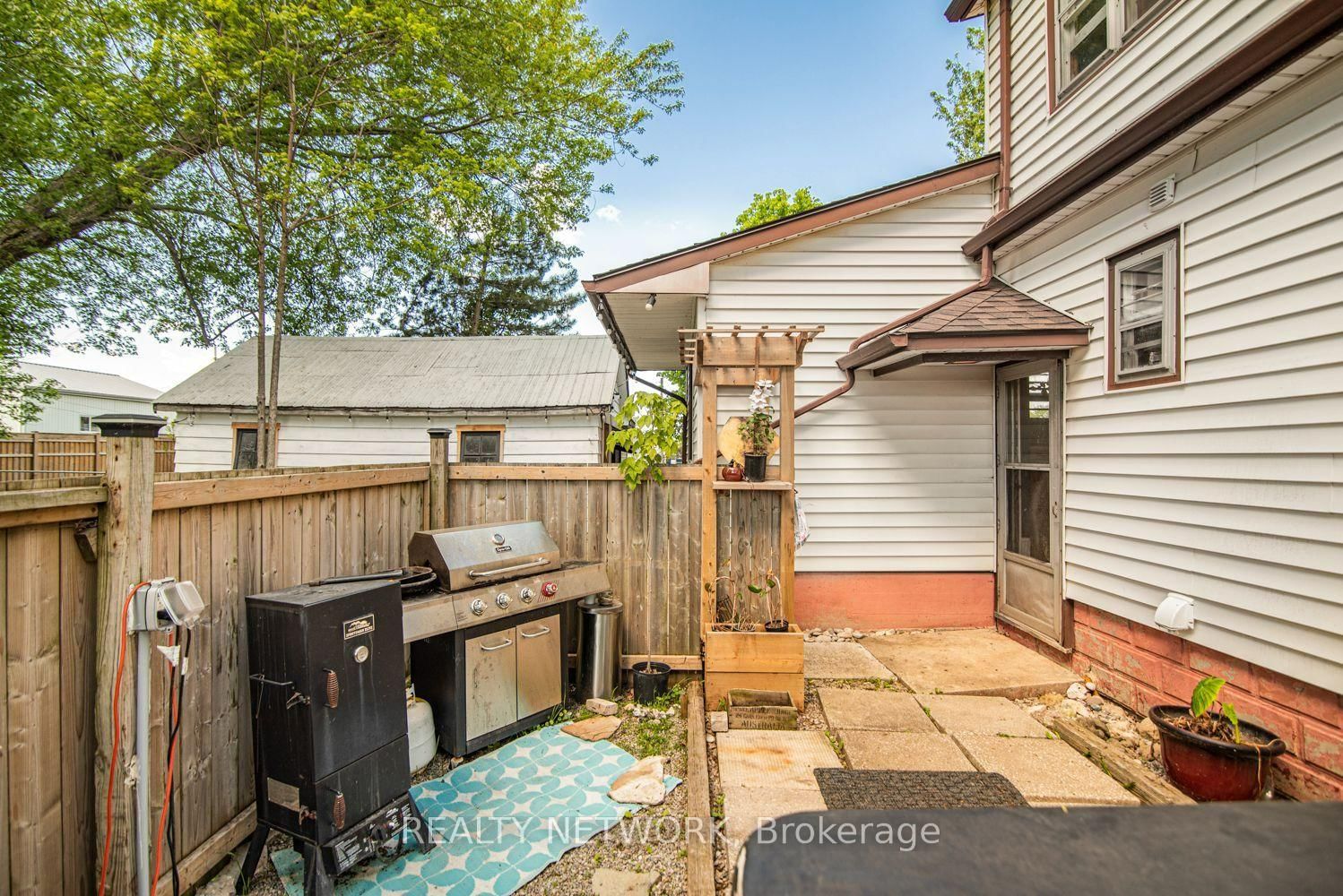 32 Grant Avenue • Haldimand, ON photo 41