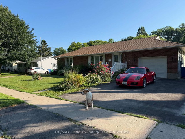 115 Victoria Street W