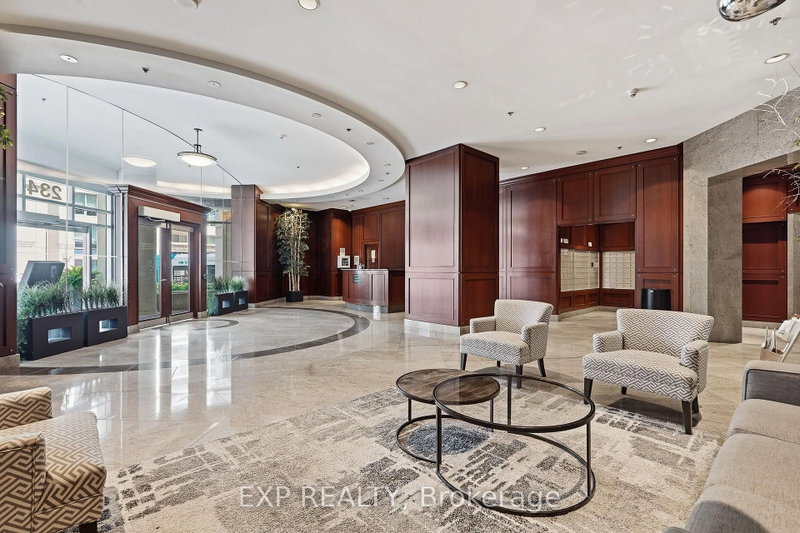 304 - 234 Rideau Street