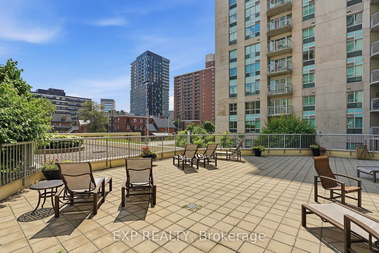 234 Rideau Street • #304 • Ottawa, ON photo 6