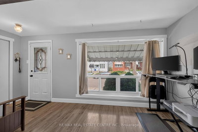 220 Paling Avenue • Hamilton, ON photo 4