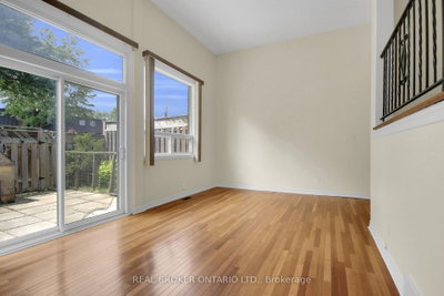 Unit 41 — 2669 SOUTHVALE Crescent — more photos