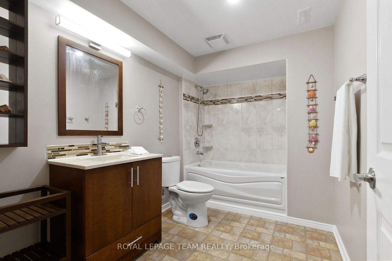 4 Keno Way • Kanata, ON photo 42
