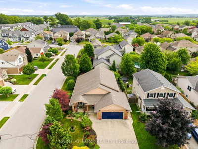15 Hope Avenue • Niagara-on-the-Lake, ON photo 2