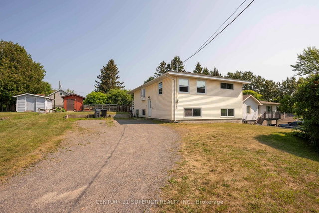 40 Lawrence Ave
