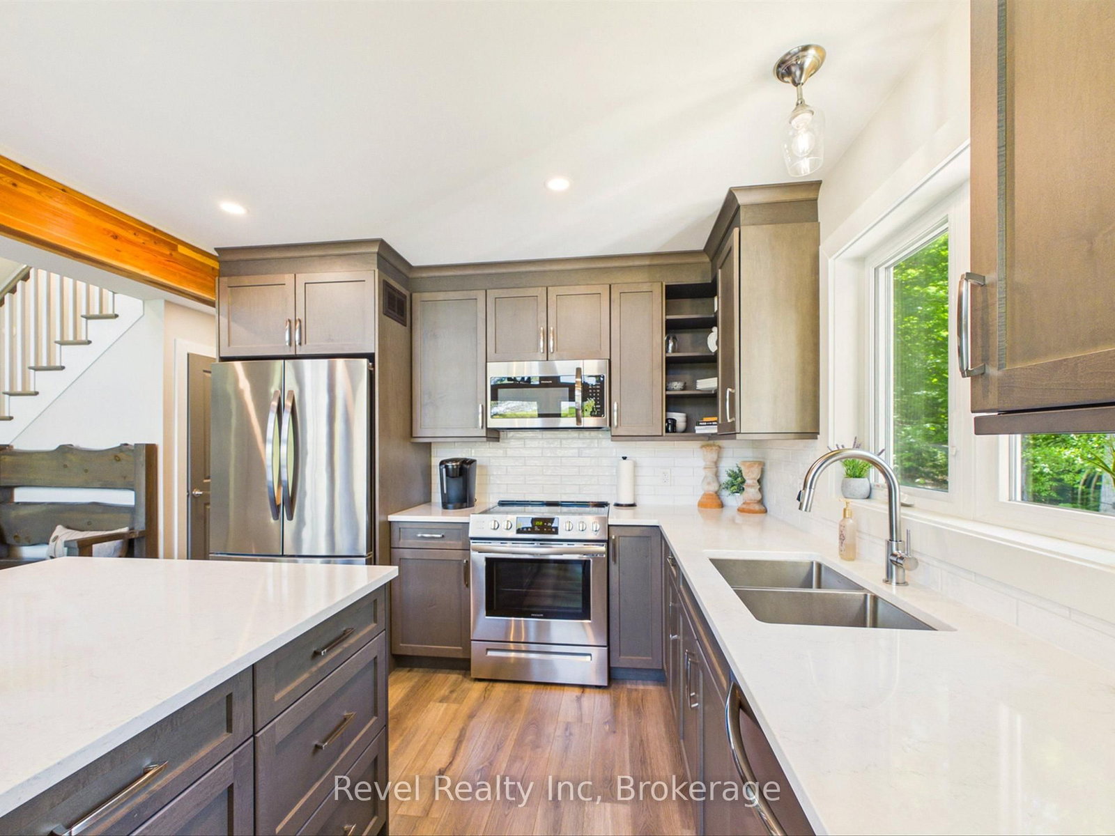1090 Lawson Road • Lake of Bays, ON photo 17