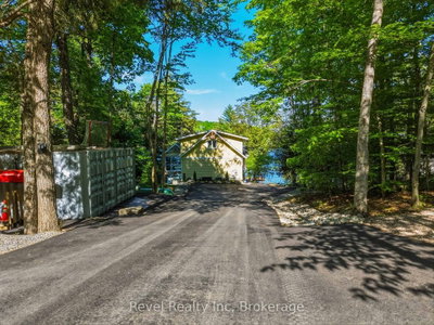 1090 Lawson Road • Lake of Bays, ON photo 5