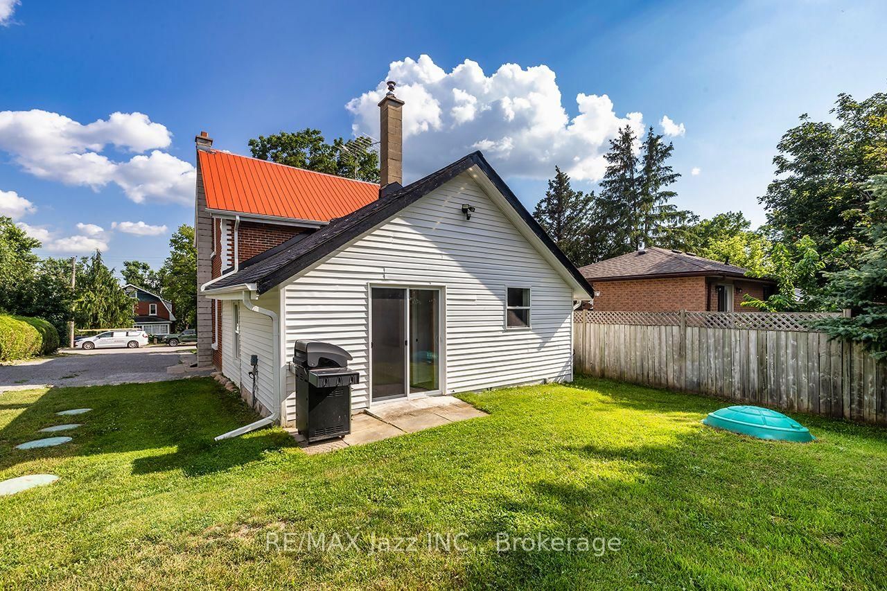 132 King Street • Kawartha Lakes, ON photo 36