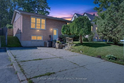 280 Charlotte Street • Central Elgin, ON photo 6