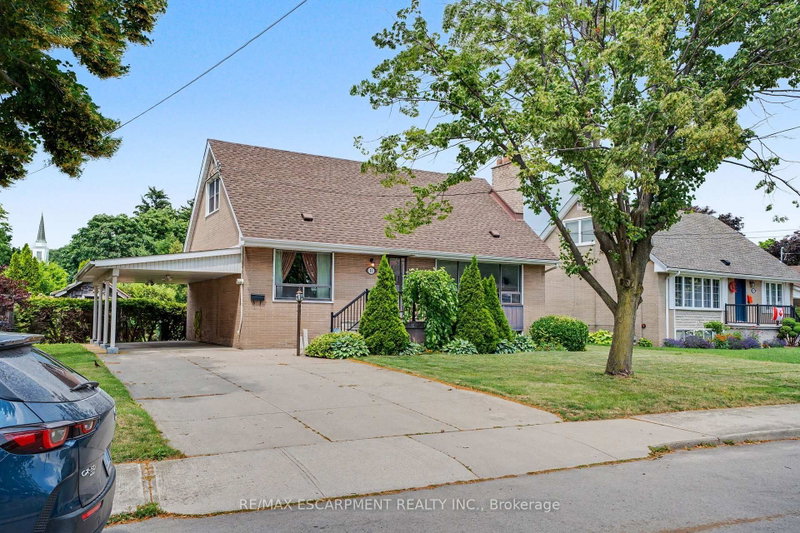 11 Marshall Avenue