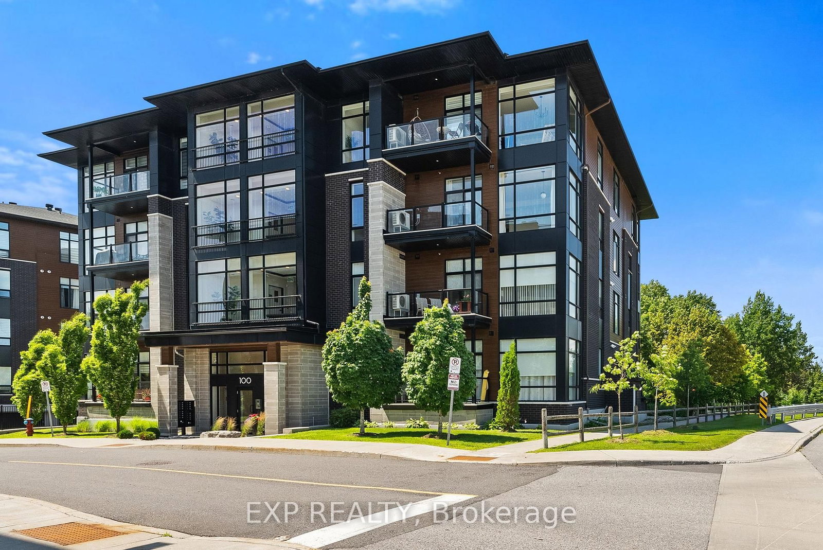 100 Cortile Private • #301 • Ottawa, ON photo 1