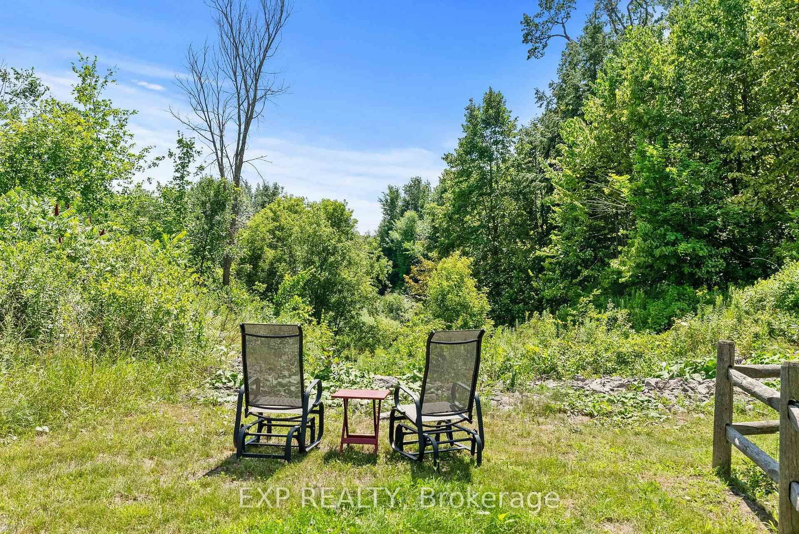 100 Cortile Private • #301 • Ottawa, ON photo 36