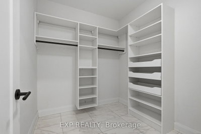 100 Cortile Private • #301 • Ottawa, ON photo 5