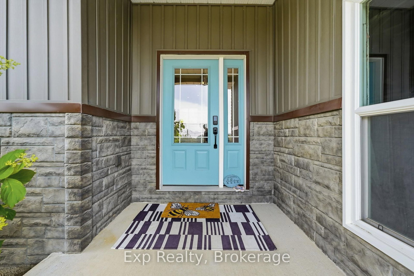 818 Palace Road • Plantagenet, ON photo 3