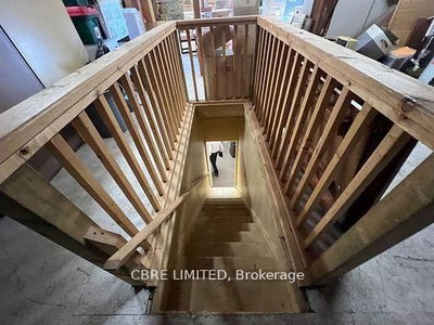585 Talbot Street — photo 5