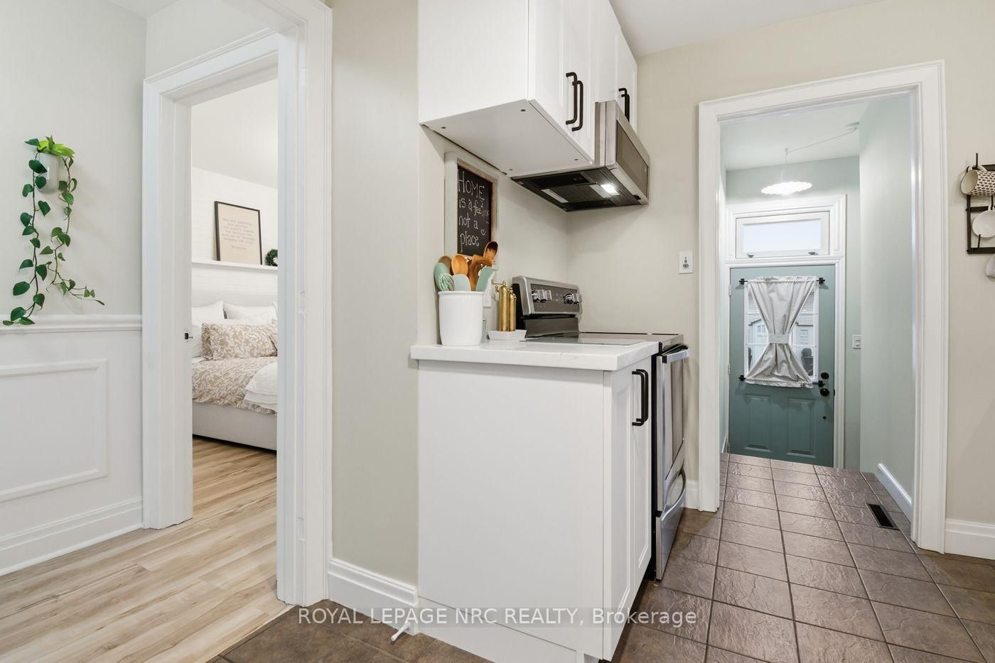 1 NANCY Drive • St. Catharines, ON photo 20