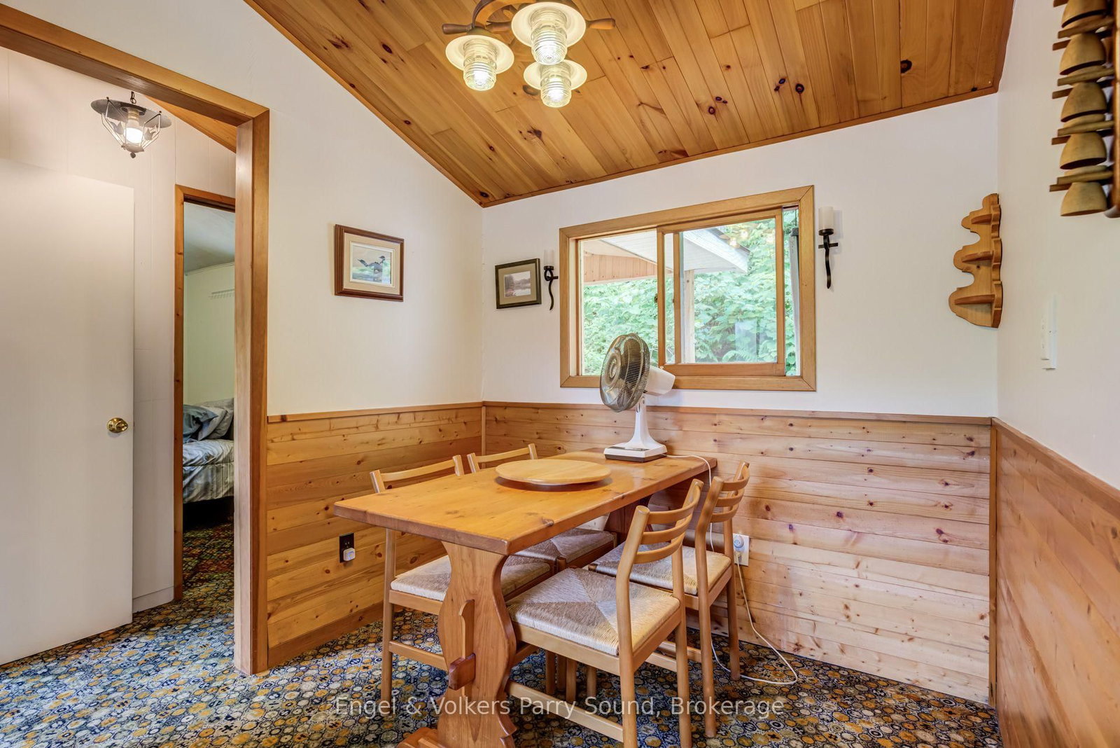 27 Lower Lane • Seguin, ON photo 16