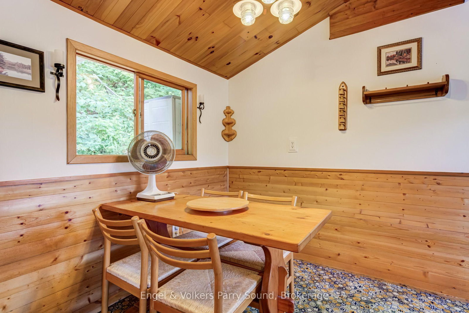 27 Lower Lane • Seguin, ON photo 17