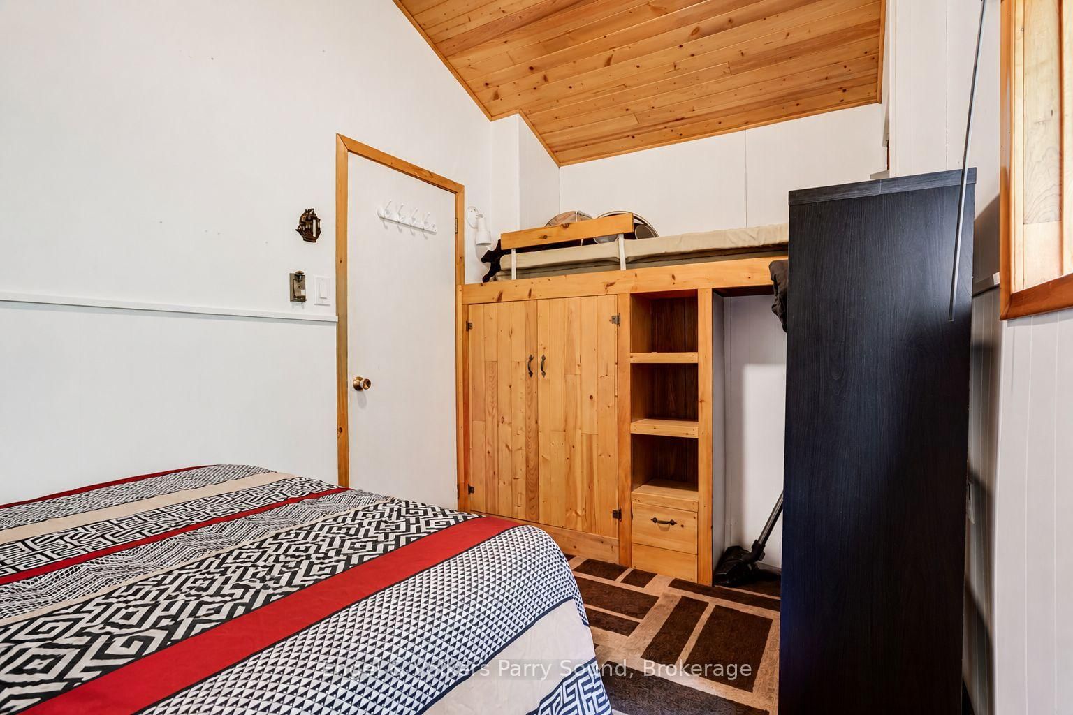 27 Lower Lane • Seguin, ON photo 24