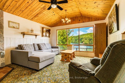 27 Lower Lane • Seguin, ON photo 9
