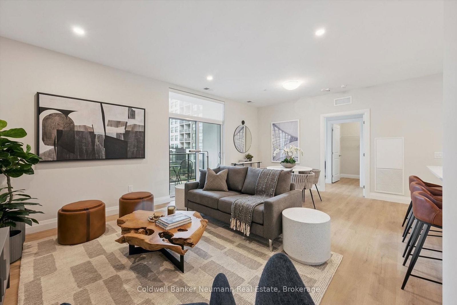 1882 Gordon Street • #301 • Guelph, ON photo 1