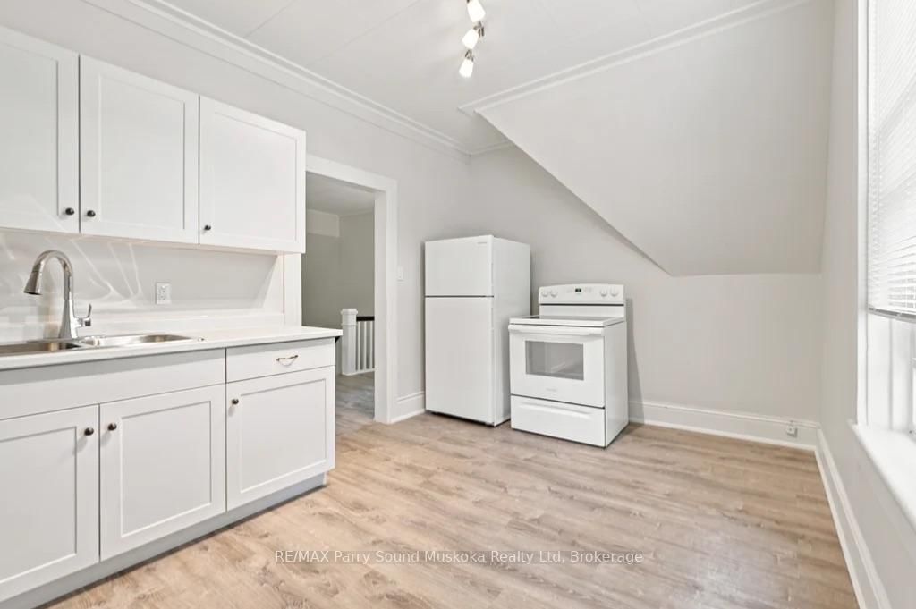 18 William Street • Parry Sound, ON photo 27