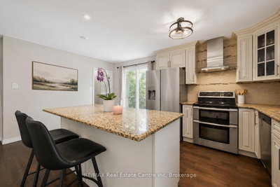 369 WEST ACRES Drive — photo 4