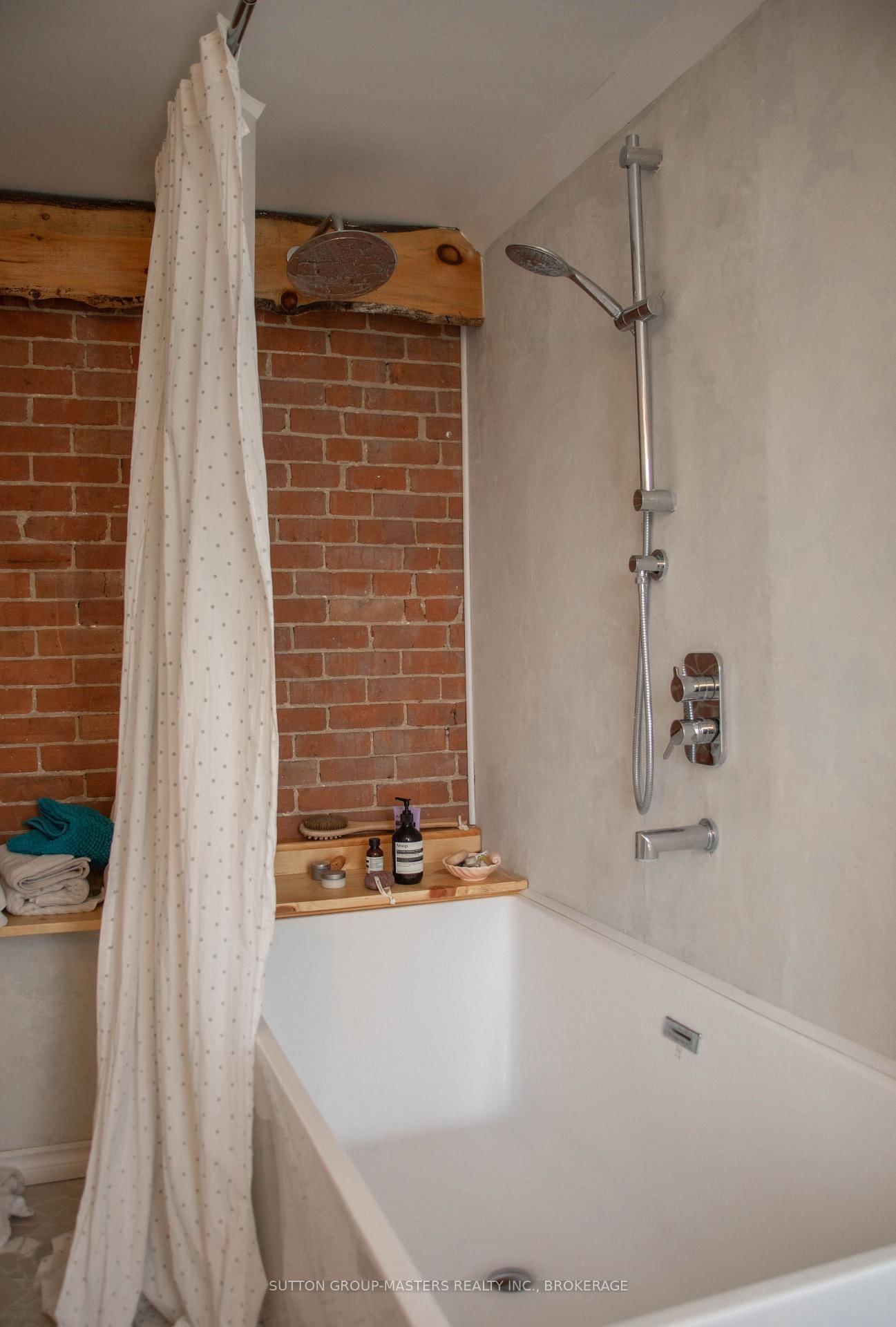 3271 41 Highway • Greater Napanee, ON photo 4