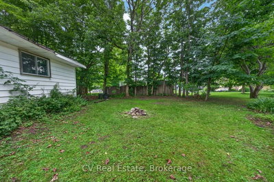 39 Church Street • Parry Sound, ON photo 4