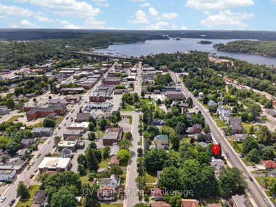 39 Church Street • Parry Sound, ON photo 8