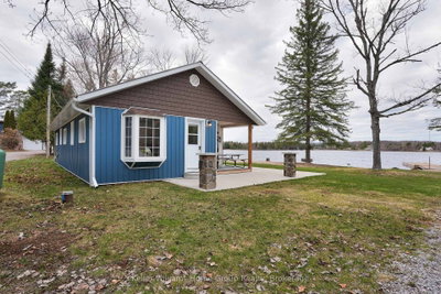 30 Lake View Lane • Bancroft, ON photo 9