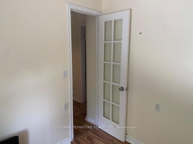 454 Norman Street • Pembroke, ON photo 8