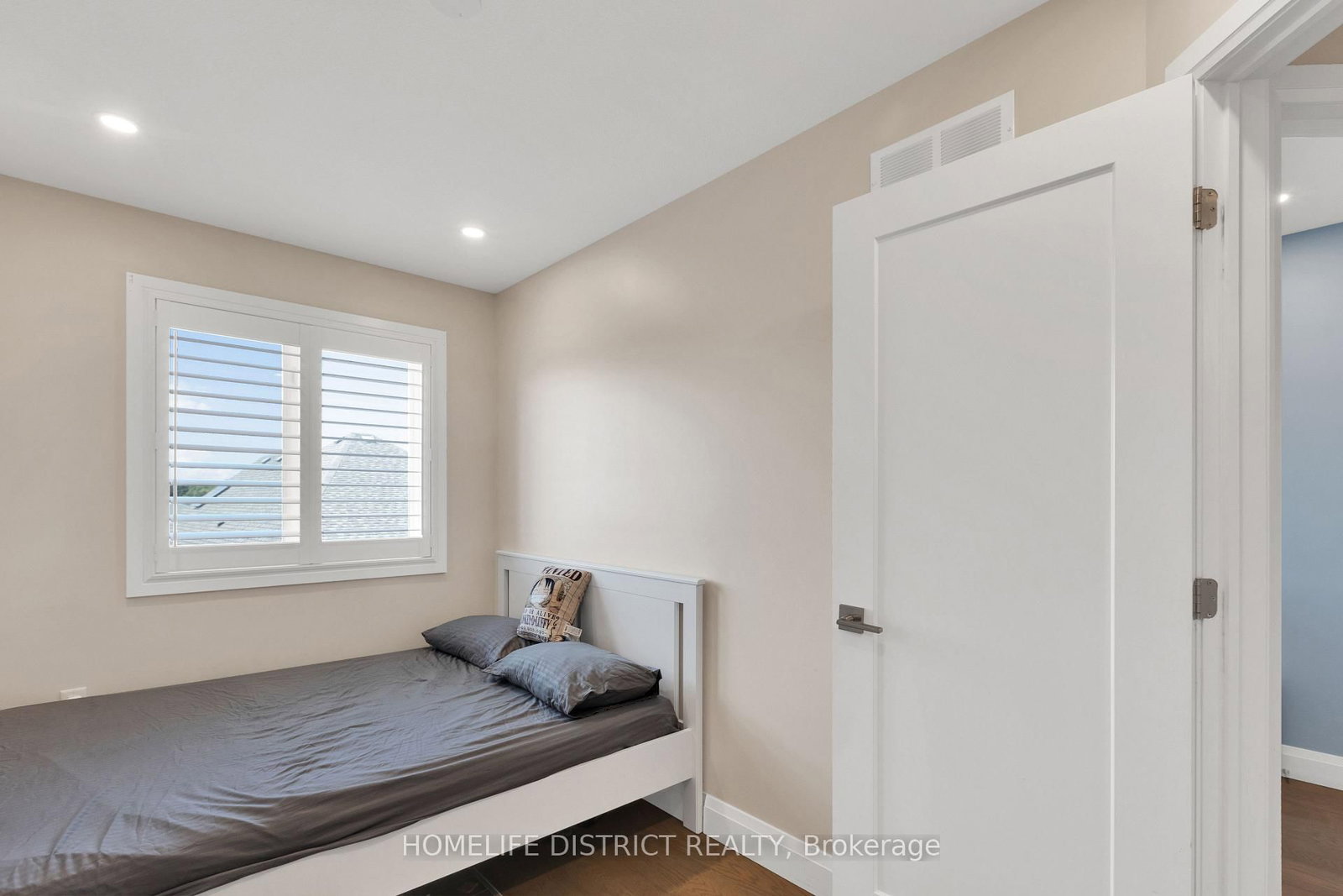1169 E Garner Road • #68 • Hamilton, ON photo 22